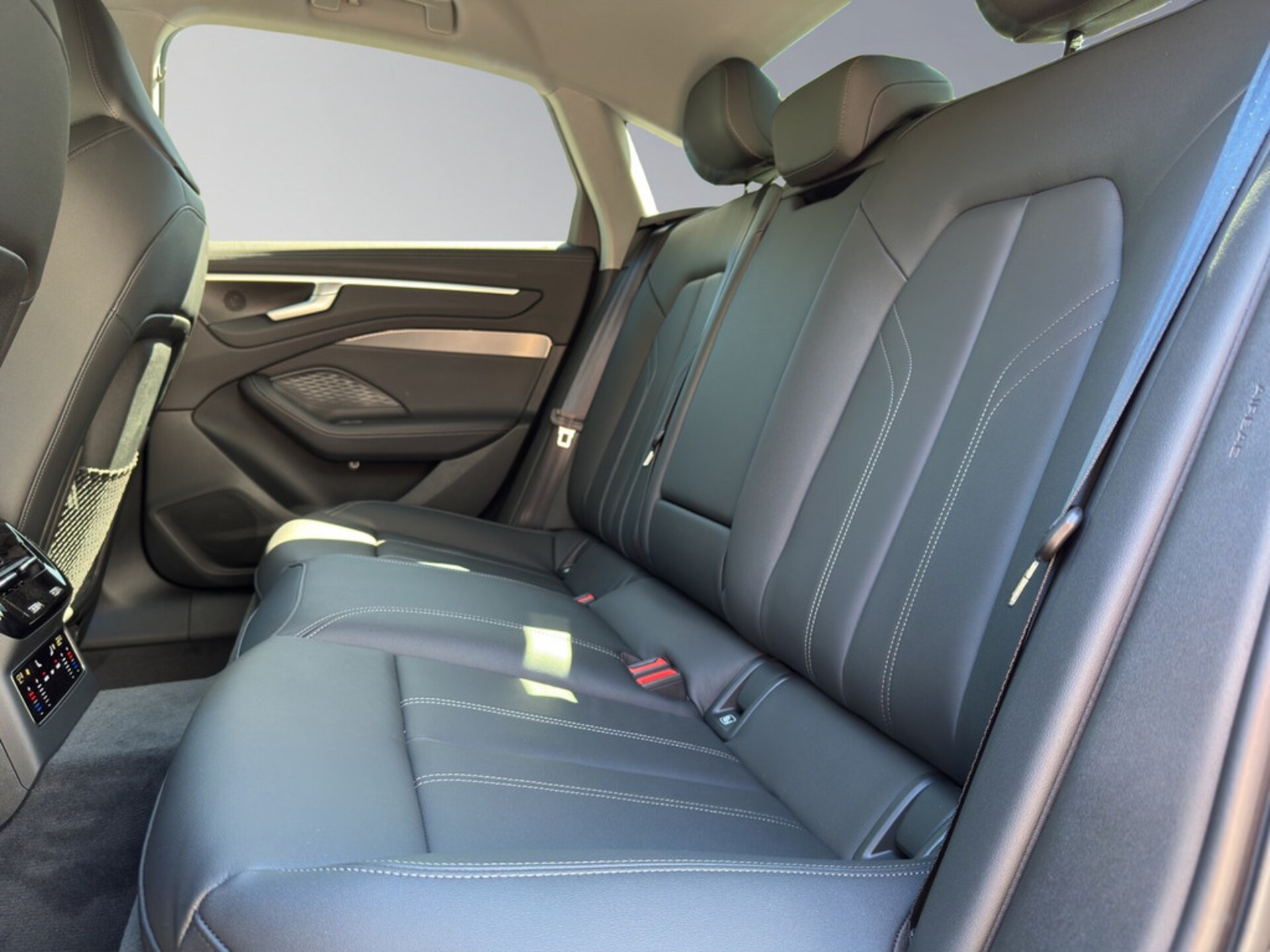 Audi A6 Limousine