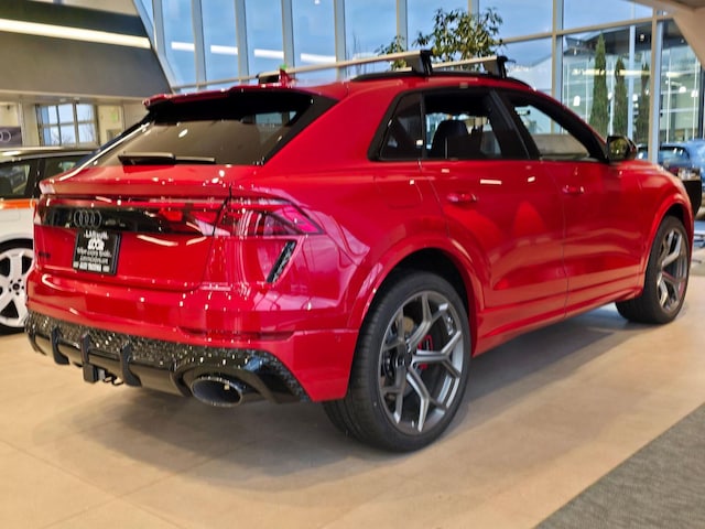 2026 Audi RS Q8 SUV performance