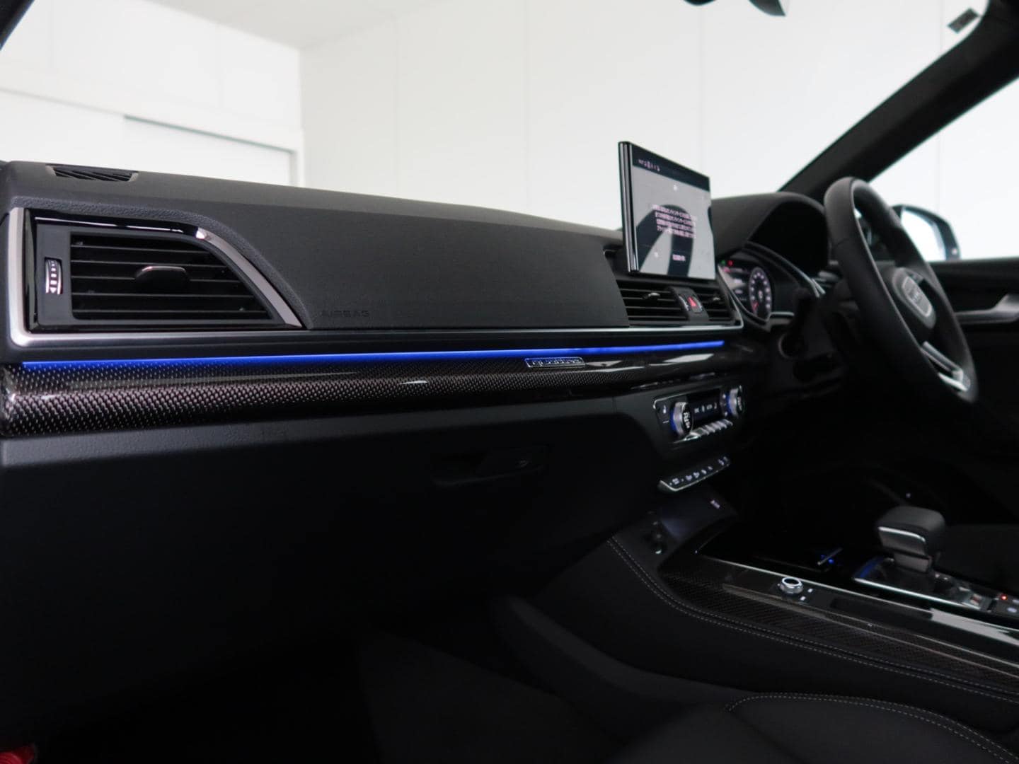 Audi SQ5 Sportback SQ5 Sportback TFSI 260(354) kW(PS) tiptronic for more details contact your dealer