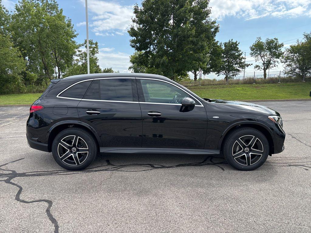 2025 Mercedes-Benz GLC Base - Photo 13