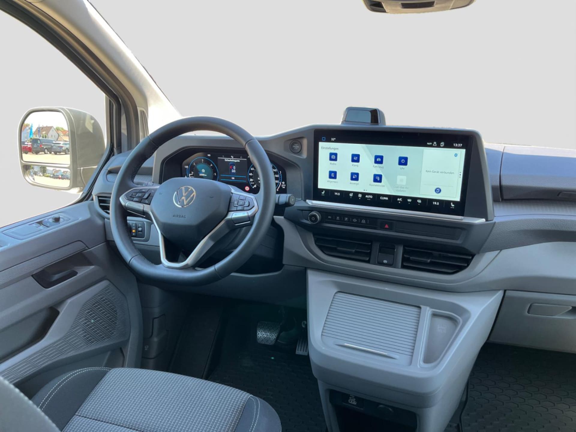 Volkswagen Transporter Kasten langer Radstand