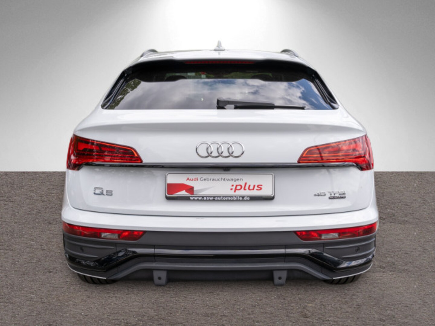 Bild über Audi Q5 Sportback 45 TFSI quattro S tronic - für weitere Informationen kontaktieren Sie den Audi Partner