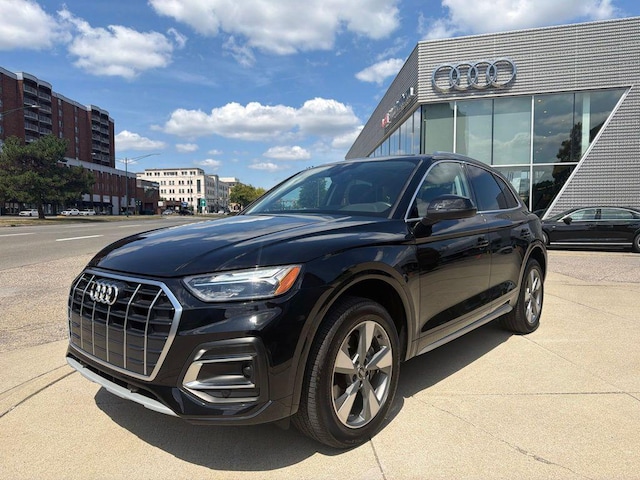 Photo of 2023 Audi Q5