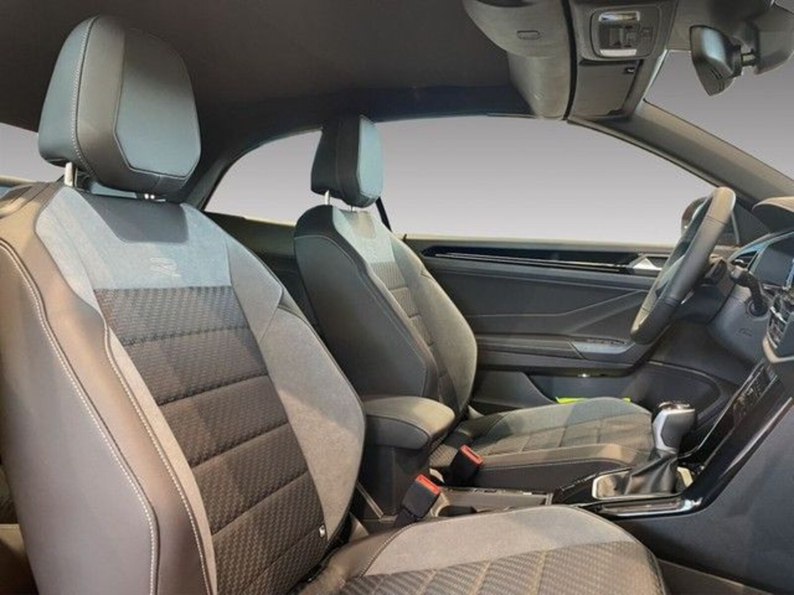 Volkswagen T-Roc Cabriolet – Bild 11