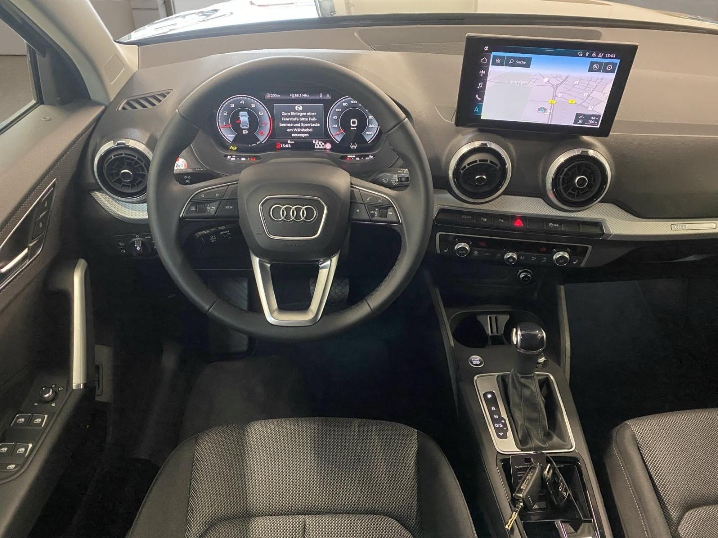 Bild über Audi Q2 advanced 35 TFSI S tronic - für weitere Informationen kontaktieren Sie den Audi Partner