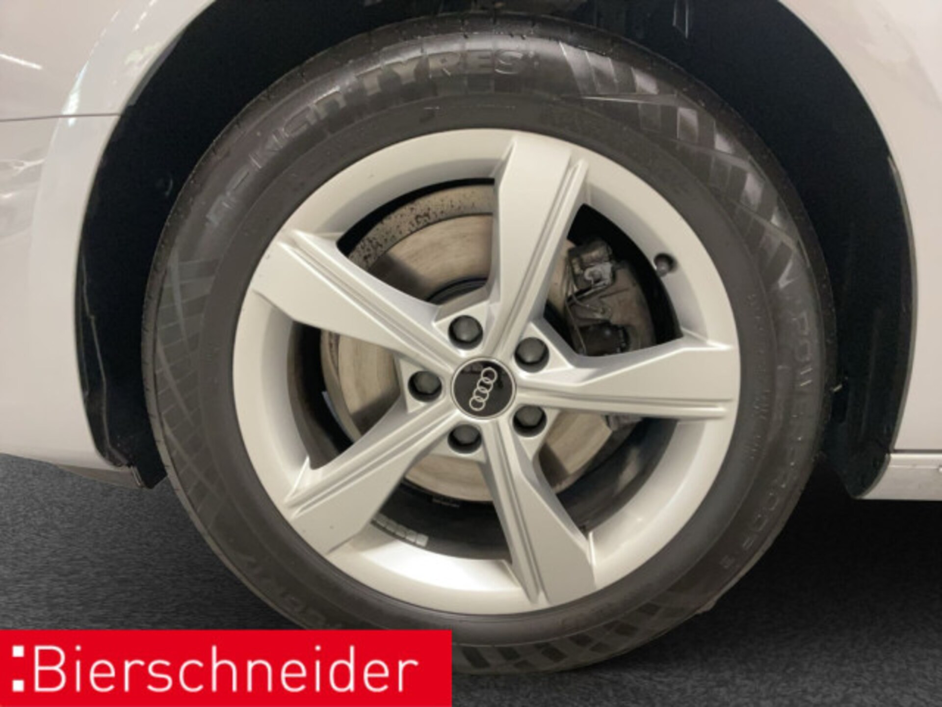 Audi A4 Avant Advanced