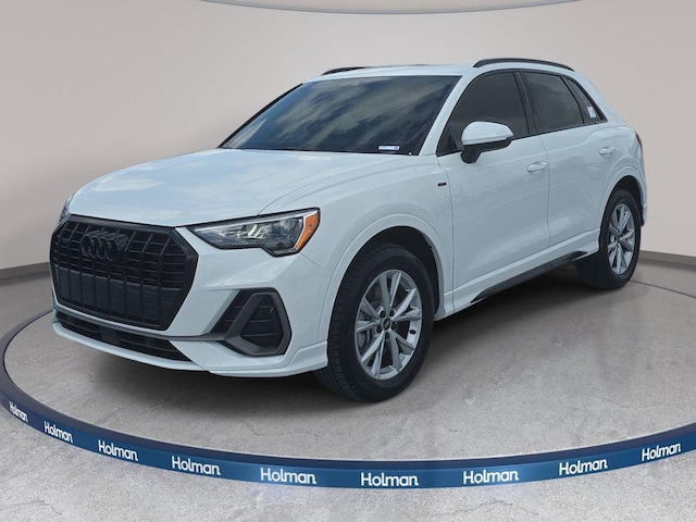 2022 Audi Q3