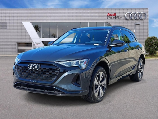 2024 Audi Q8 e-tron