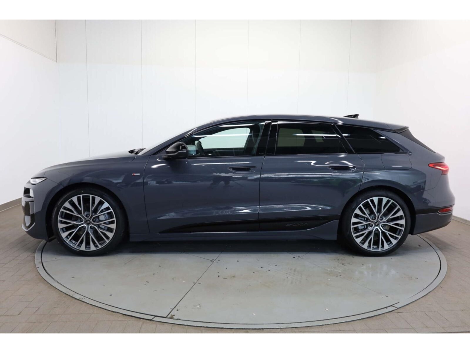 Audi A6 Avant e-tron – Bild 4