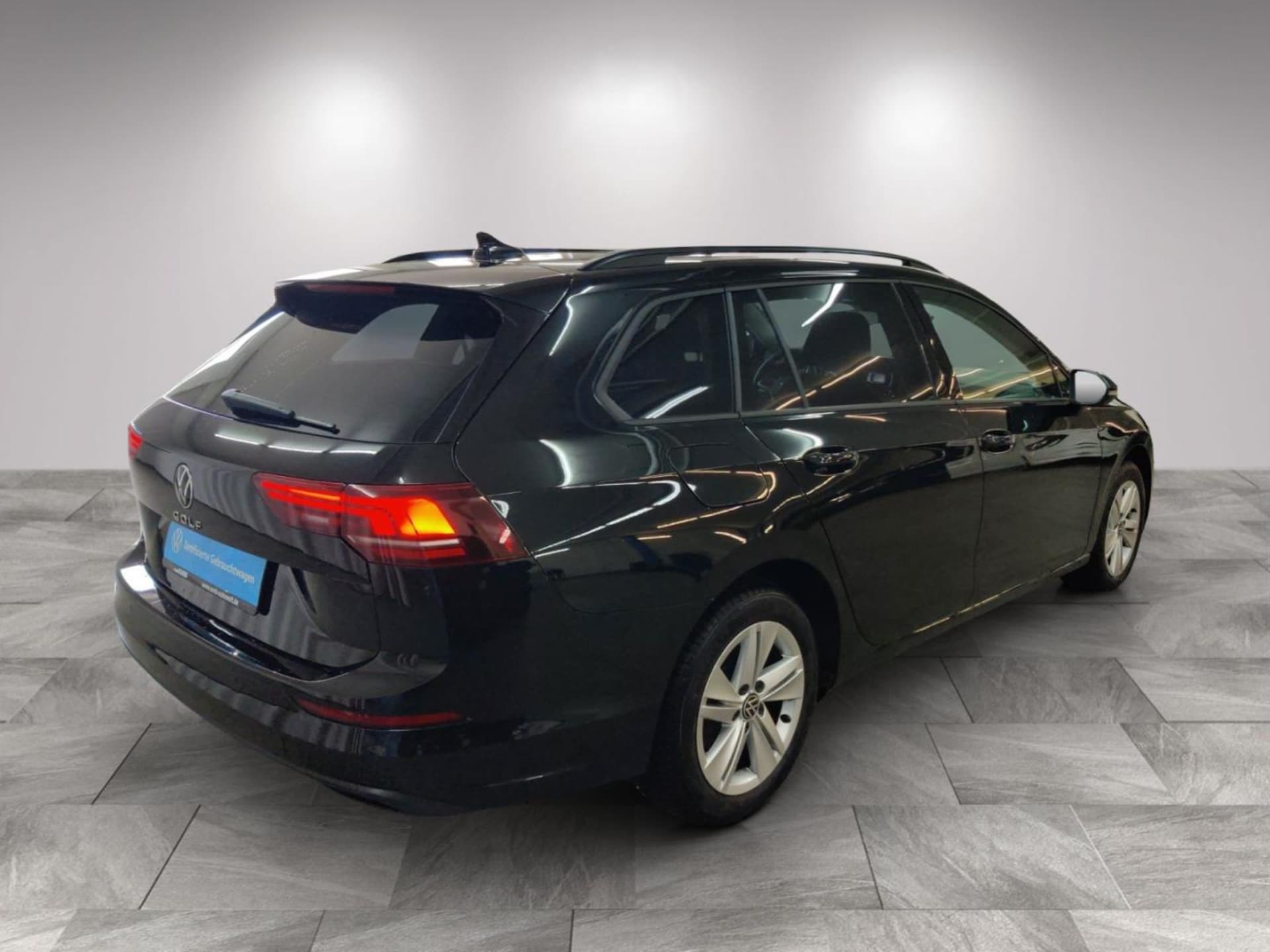Volkswagen Golf Variant Life