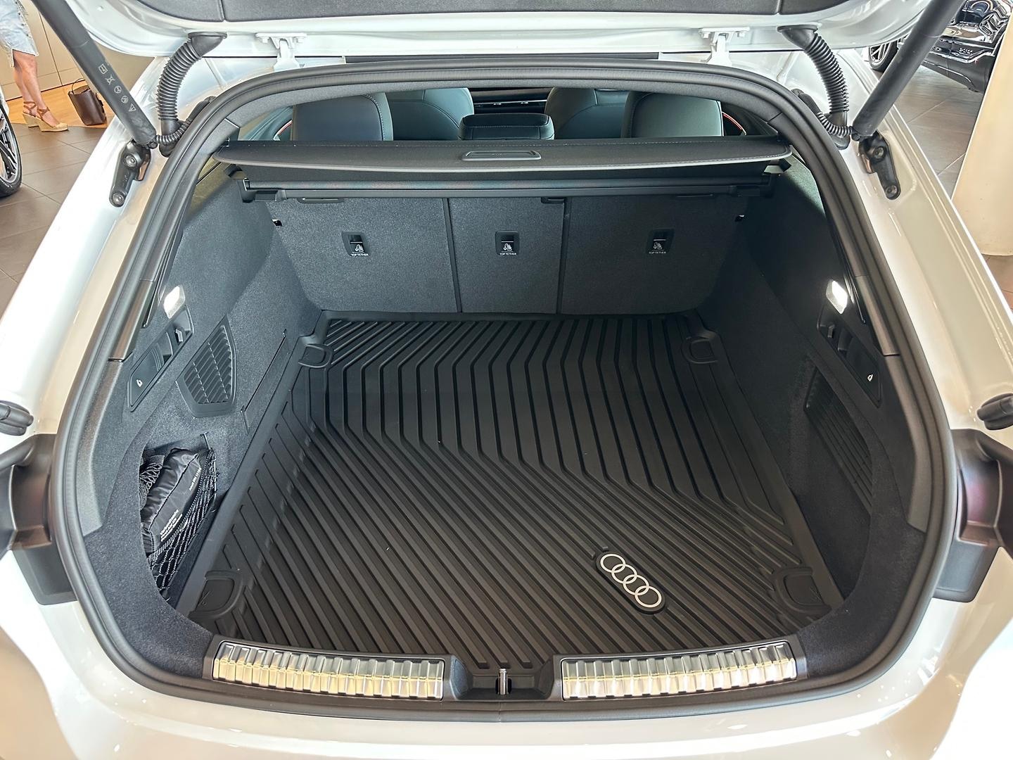 Image about Audi S5 Avant TFSI quattro 270 kW S tronic