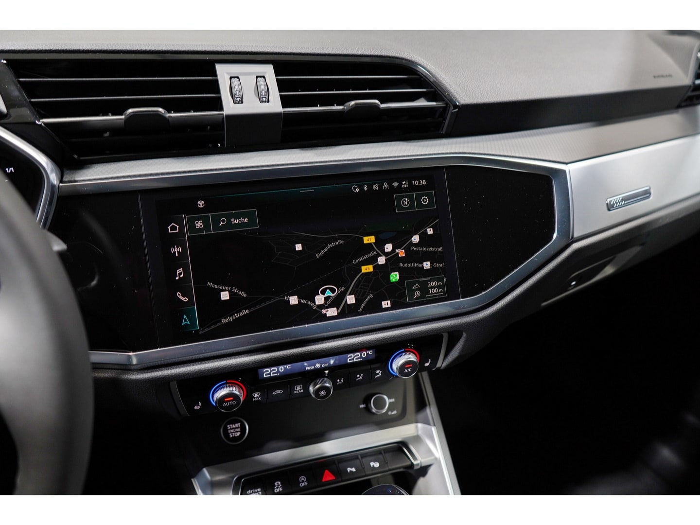 Bild über Audi Q3 TFSI 110 kW S tronic - für weitere Informationen kontaktieren Sie den Audi Partner