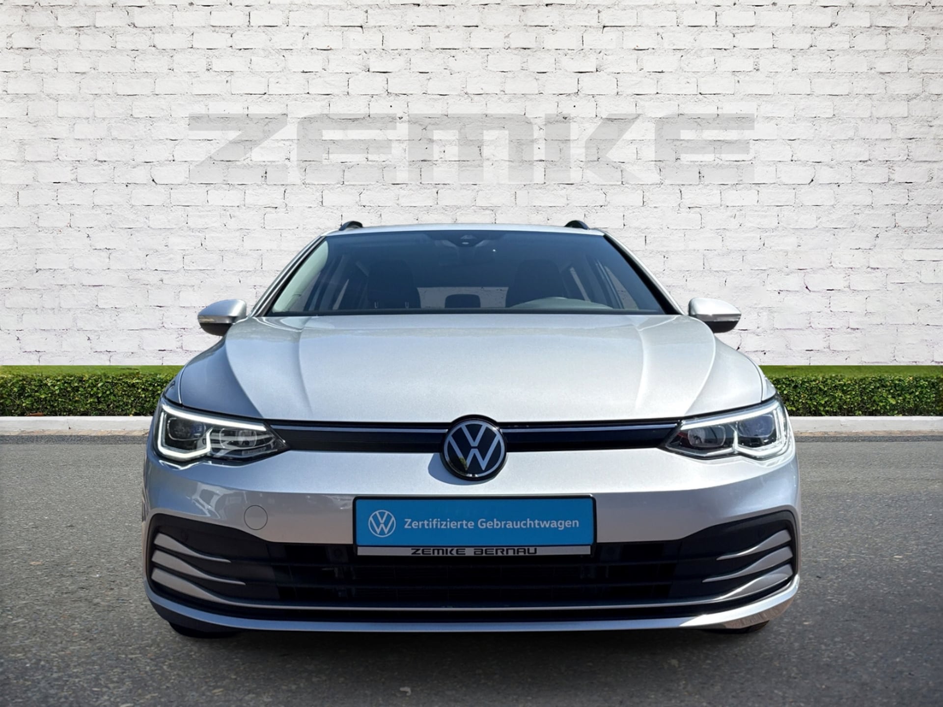 Volkswagen Golf Variant Life