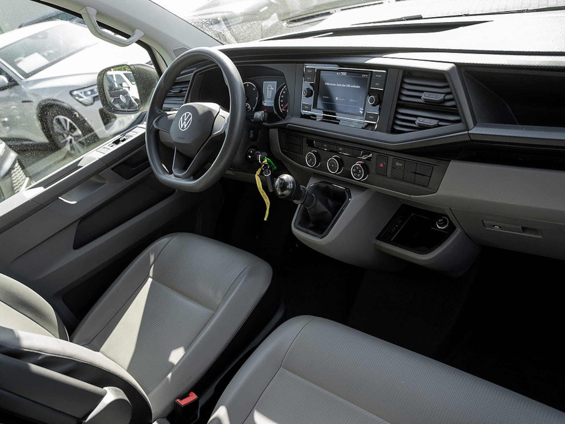 Volkswagen T6.1 Transporter Kasten kurzer Radstand