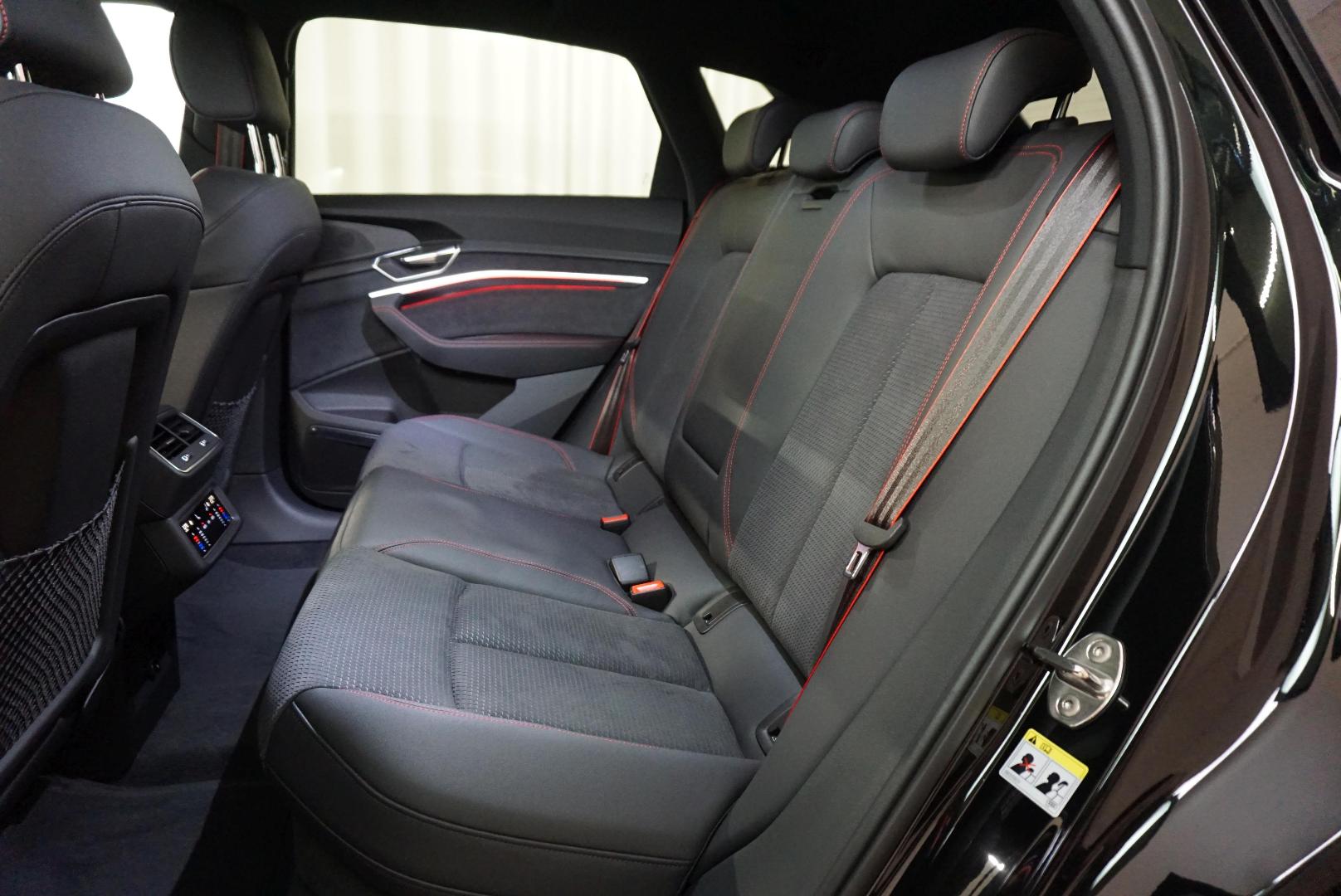 Image about Audi Q8 e-tron Black Edition 50 e-tron quattro 250,00 kW