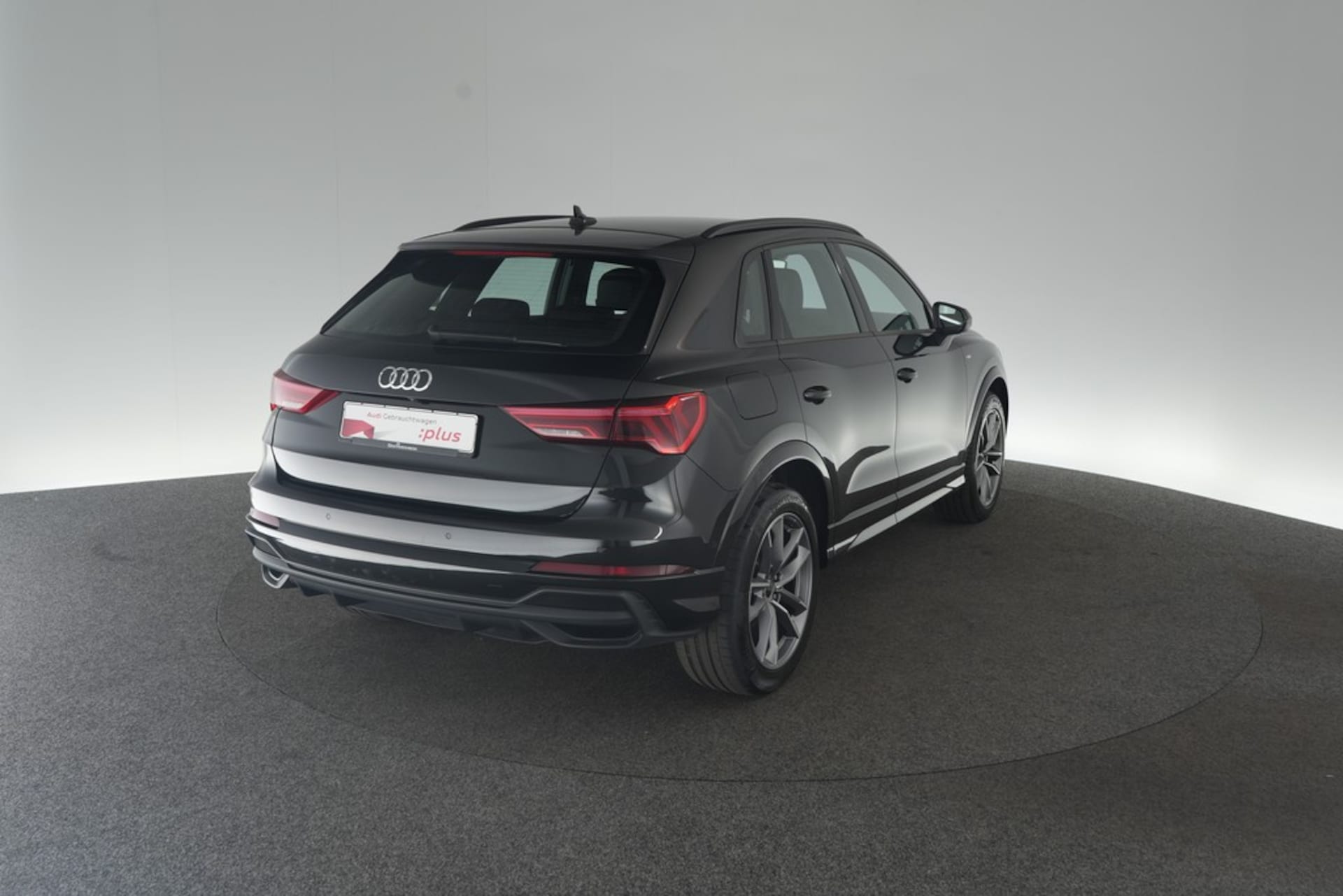 Audi Q3 SUV S line