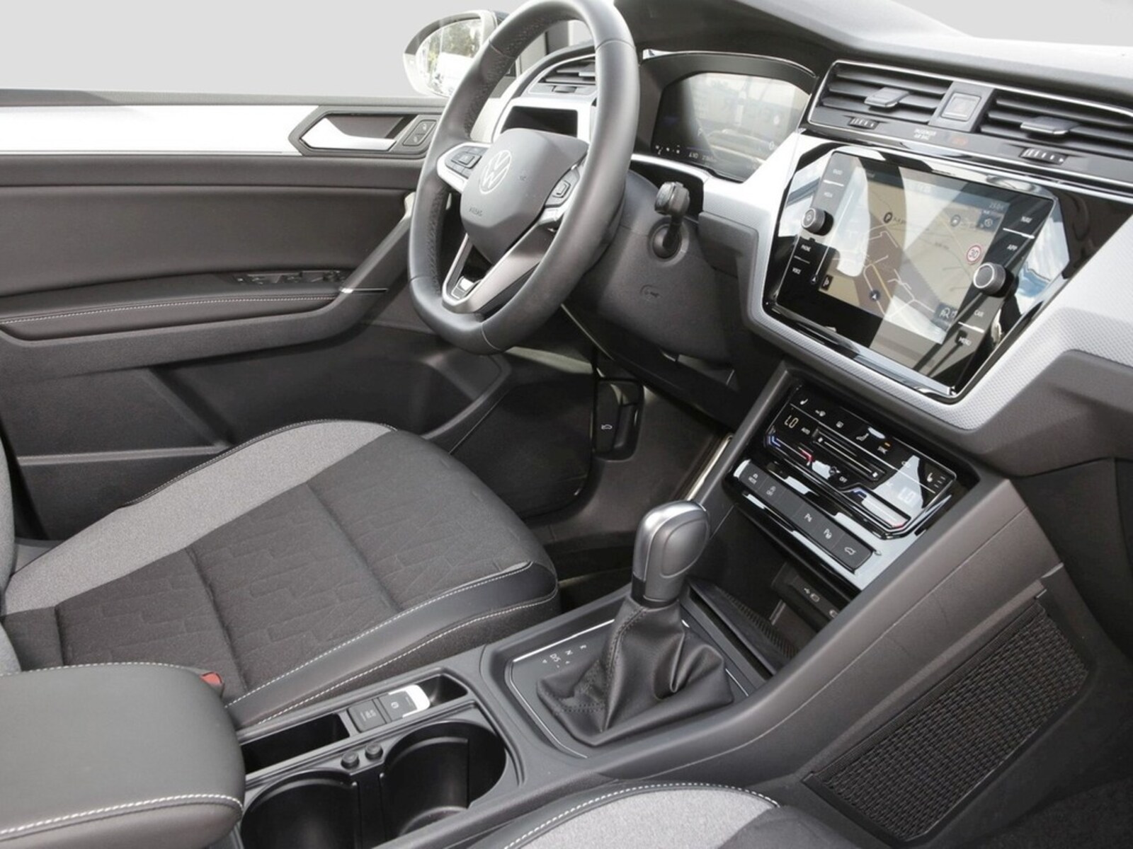 Volkswagen Touran – Bild 8