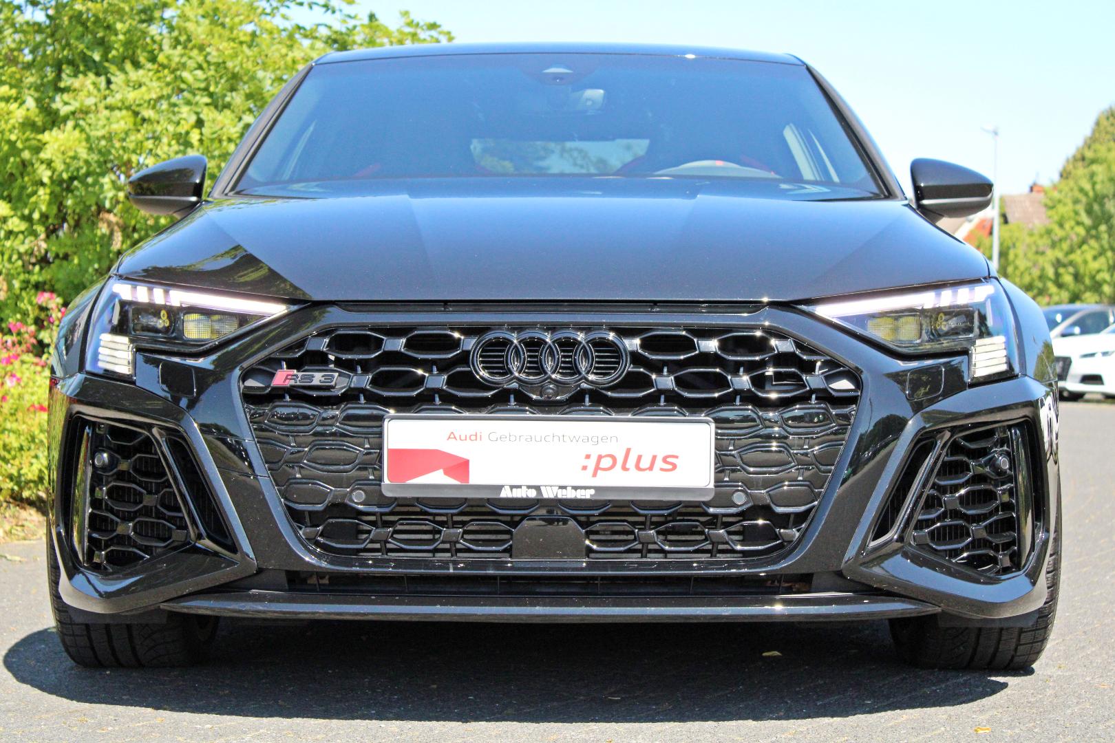 Image about Audi RS 3 Limousine TFSI quattro S tronic