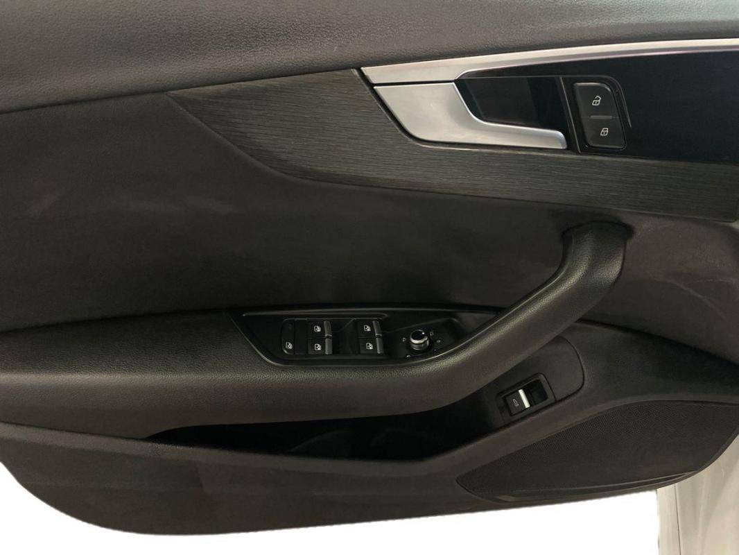 Image about Audi A4 Avant S Line 40 TDI 140 kW (190 ch) S tronic