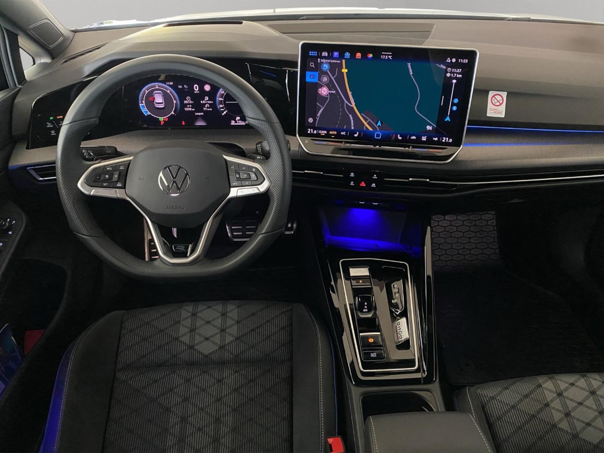 Volkswagen Golf R-Line