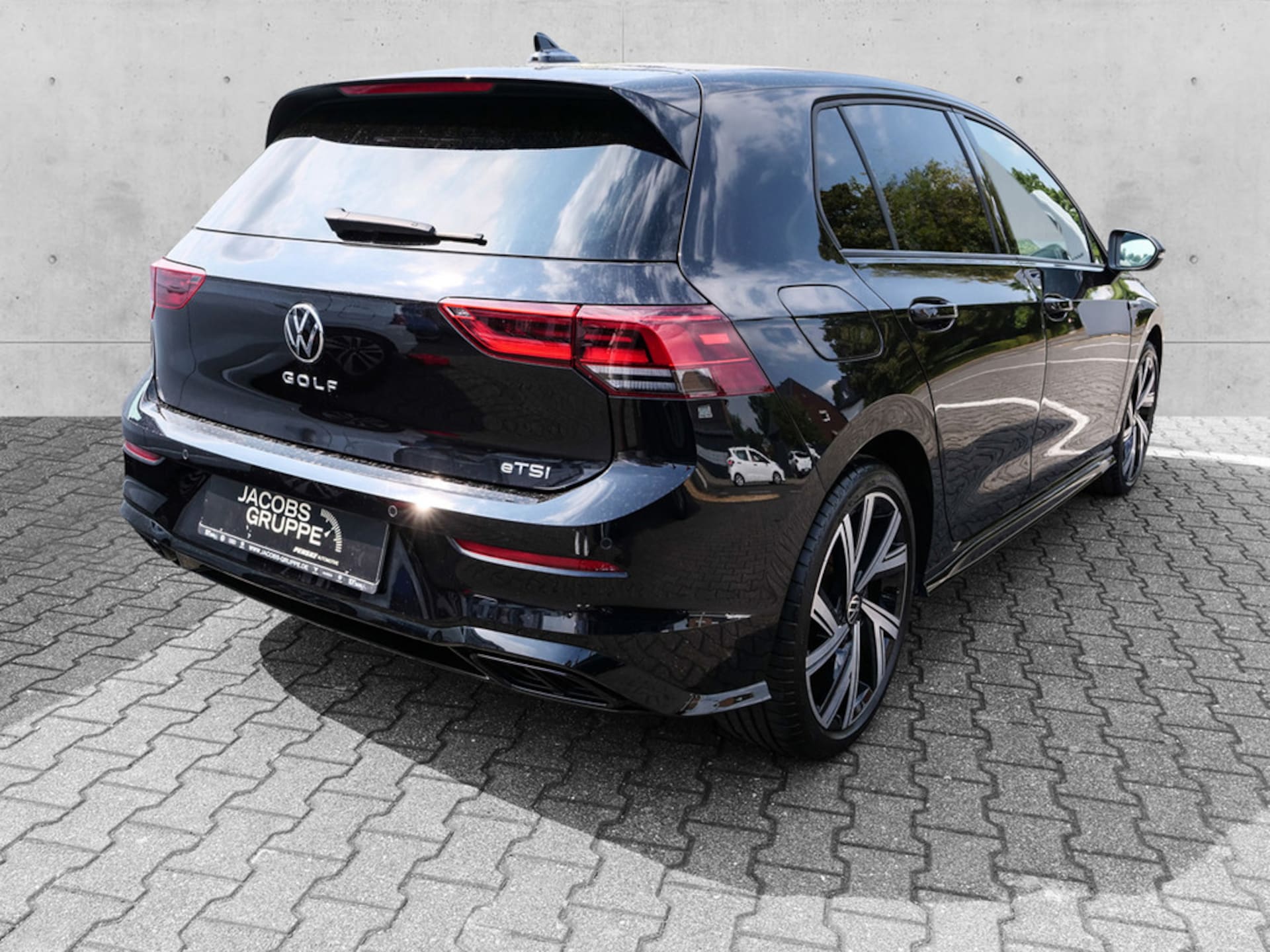 Volkswagen Golf R-Line