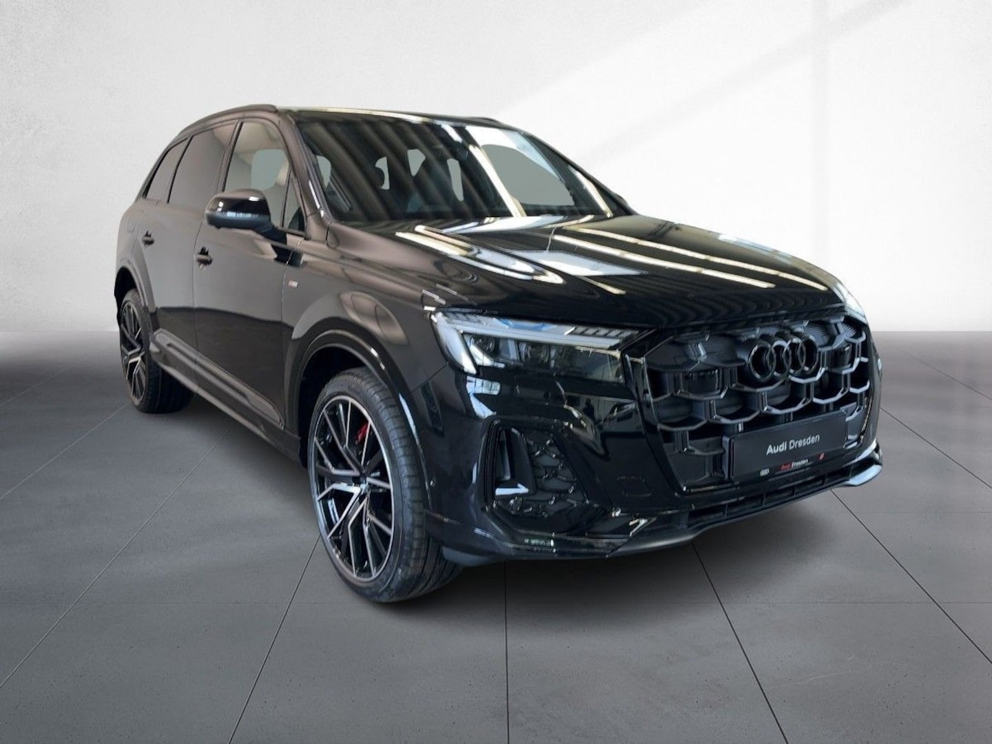 Bild über Audi Q7 SUV S line business TDI quattro 210 kW tiptronic - für weitere Informationen kontaktieren Sie den Audi Partner
