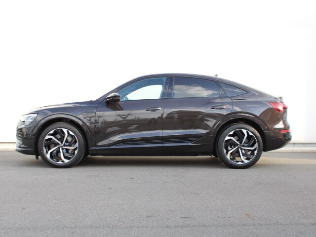 Image about Audi Q8 Sportback e-tron 55 e-tron S line