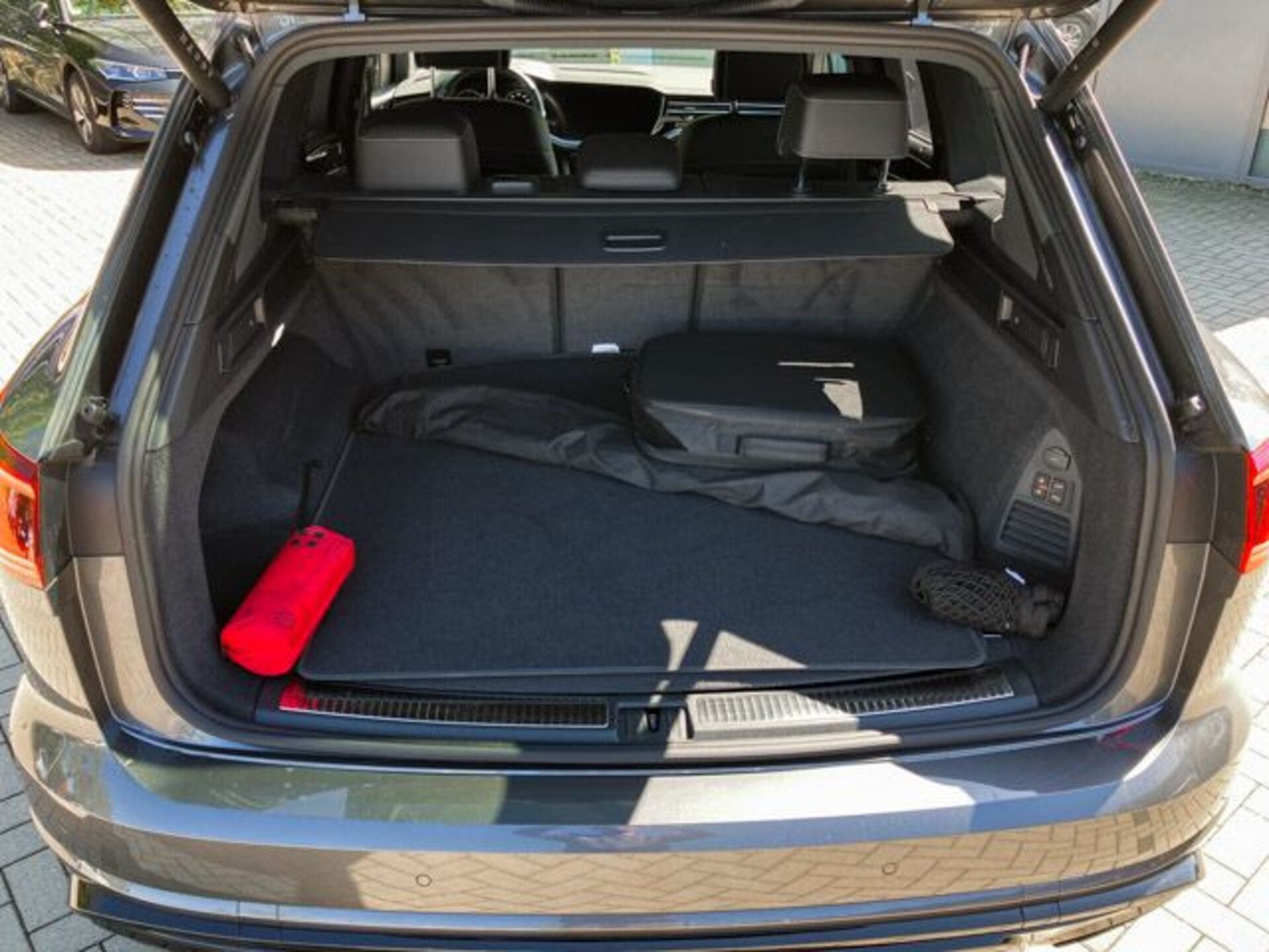Volkswagen Touareg R