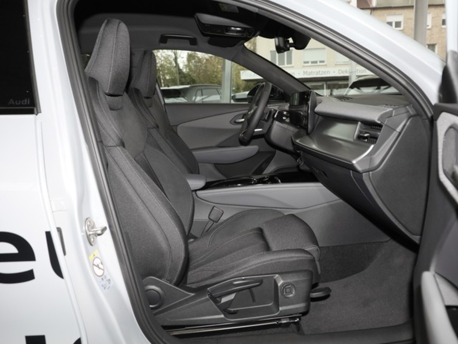 Audi Q3 – Bild 4
