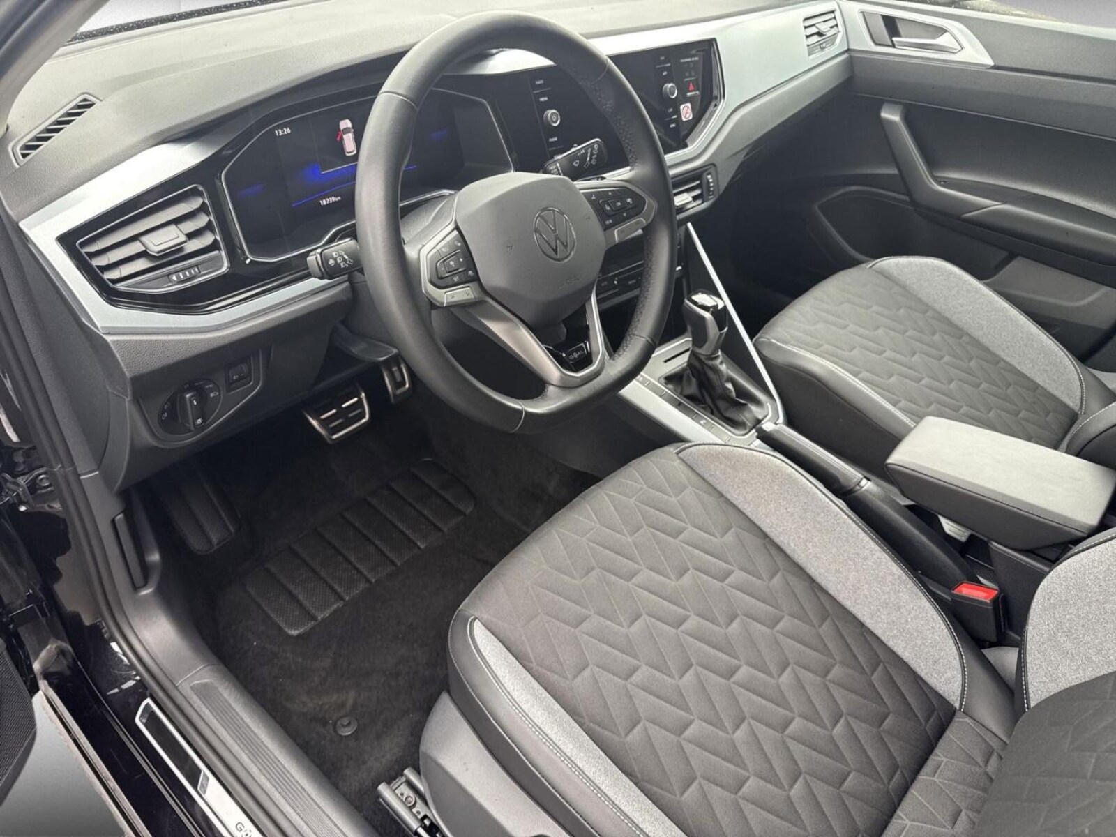 Volkswagen Polo – Bild 8