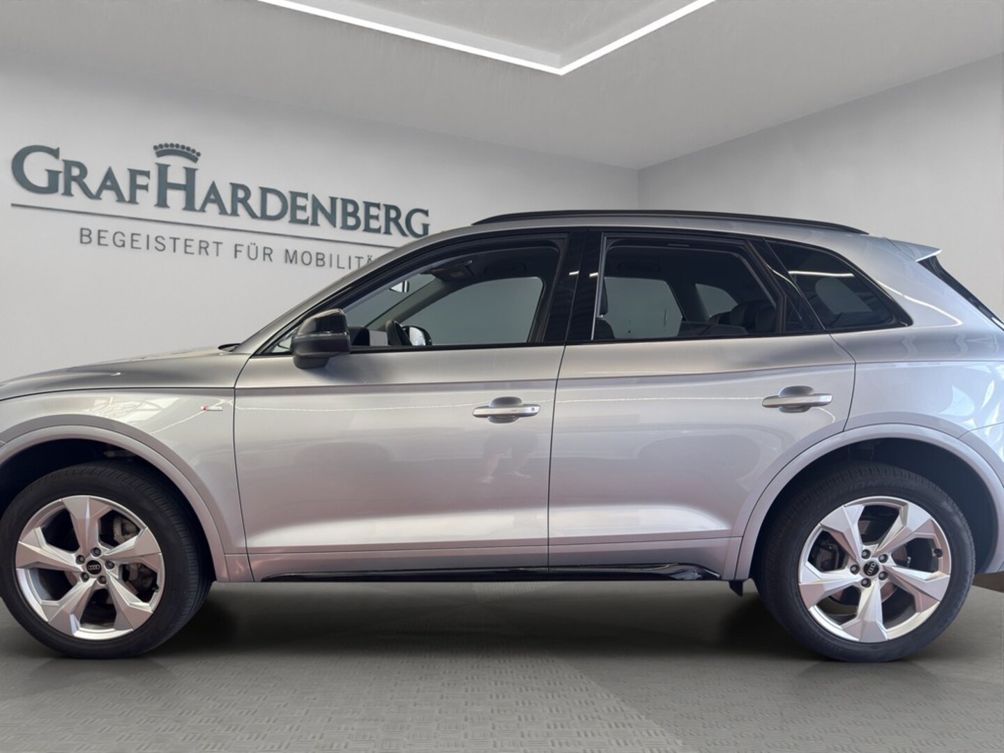 Bild über Audi Q5 40 TDI quattro S tronic - für weitere Informationen kontaktieren Sie den Audi Partner