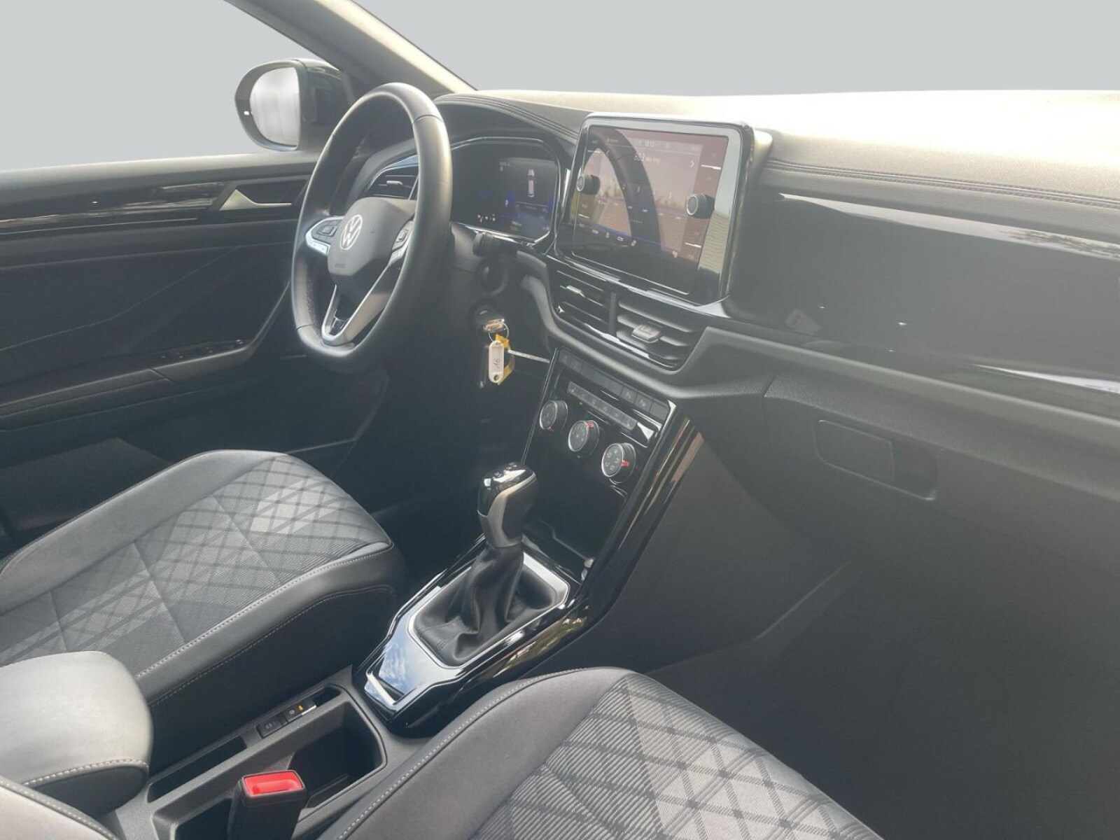 Volkswagen T-Roc – Bild 12