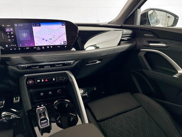 2025 Audi SQ5 Premium Plus - Photo 9
