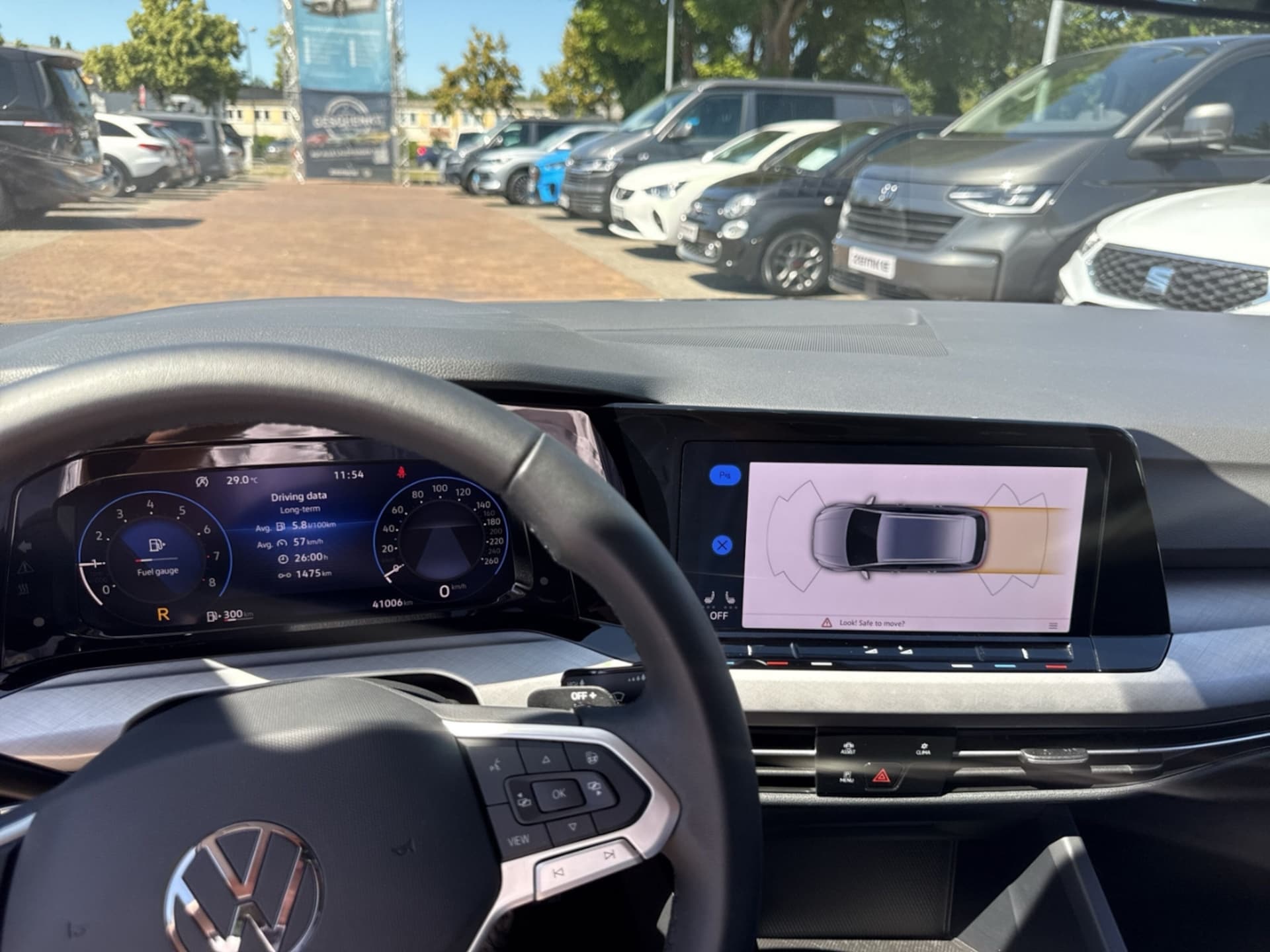 Volkswagen Golf Variant Life