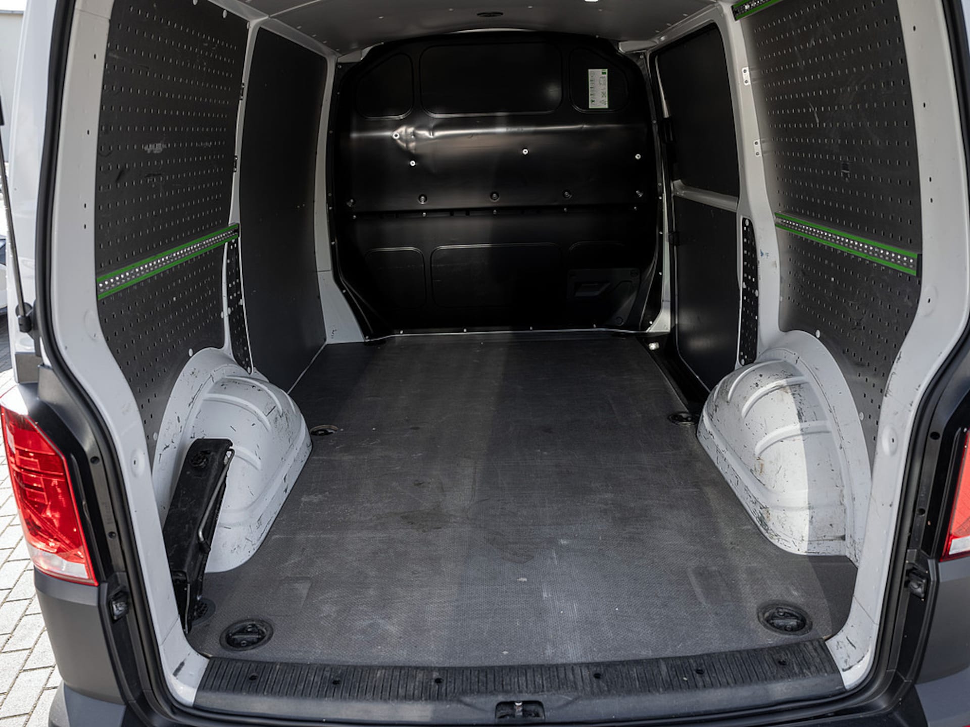 Volkswagen T6.1 Transporter Kasten kurzer Radstand