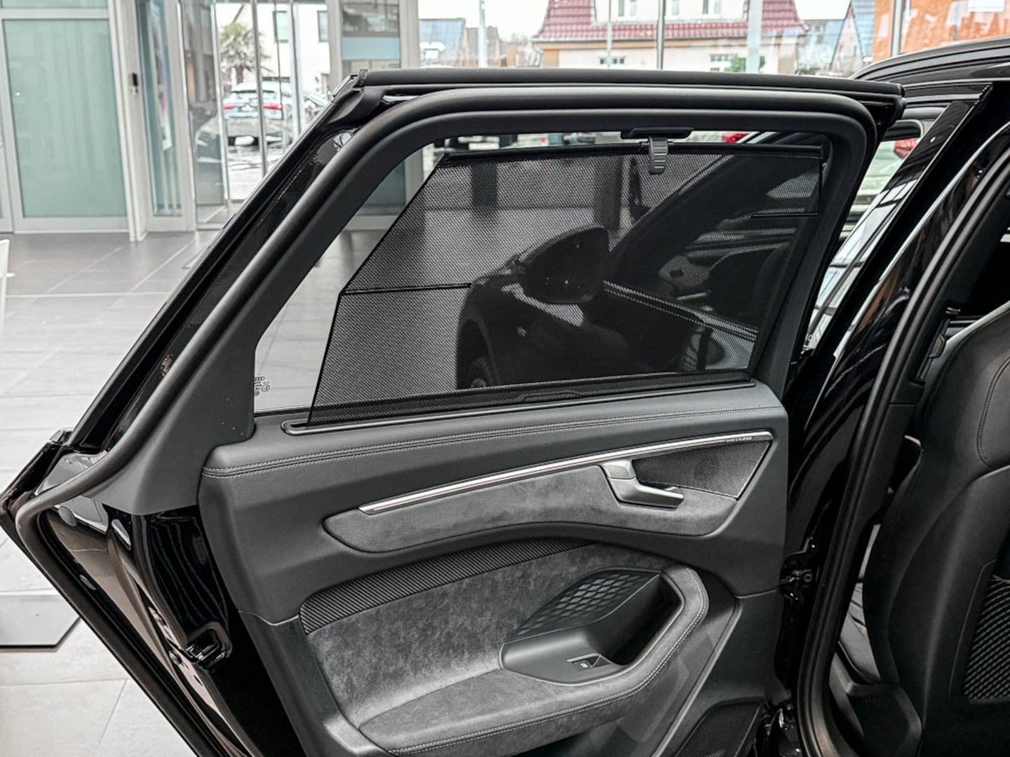 Bild über Audi A6 Avant edition one TDI quattro 150 kW S tronic - für weitere Informationen kontaktieren Sie den Audi Partner