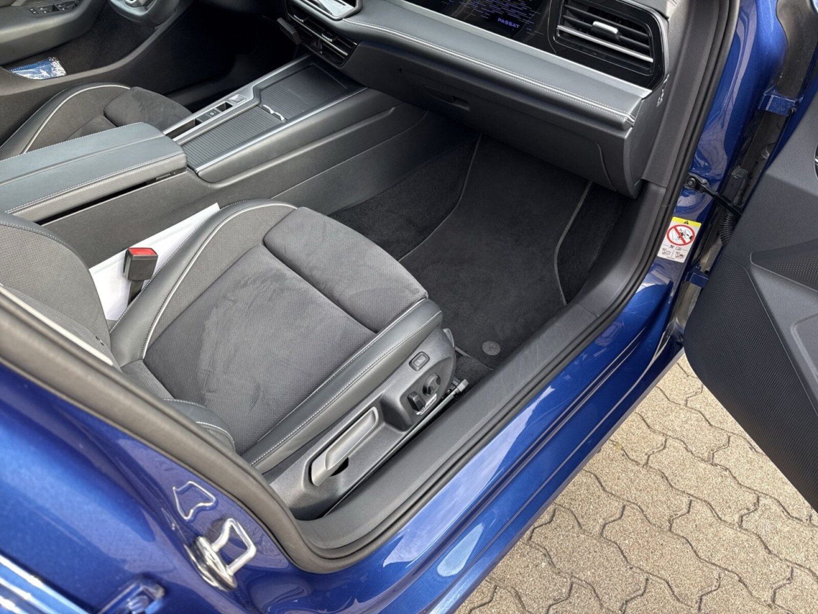 Volkswagen Passat – Bild 11
