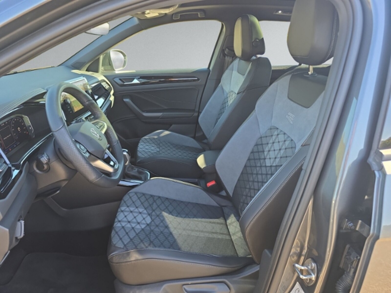 Volkswagen T-Roc – Bild 8