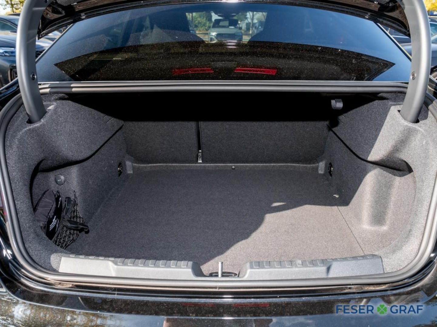 Bild über Audi S3 Limousine TFSI quattro S tronic - für weitere Informationen kontaktieren Sie den Audi Partner