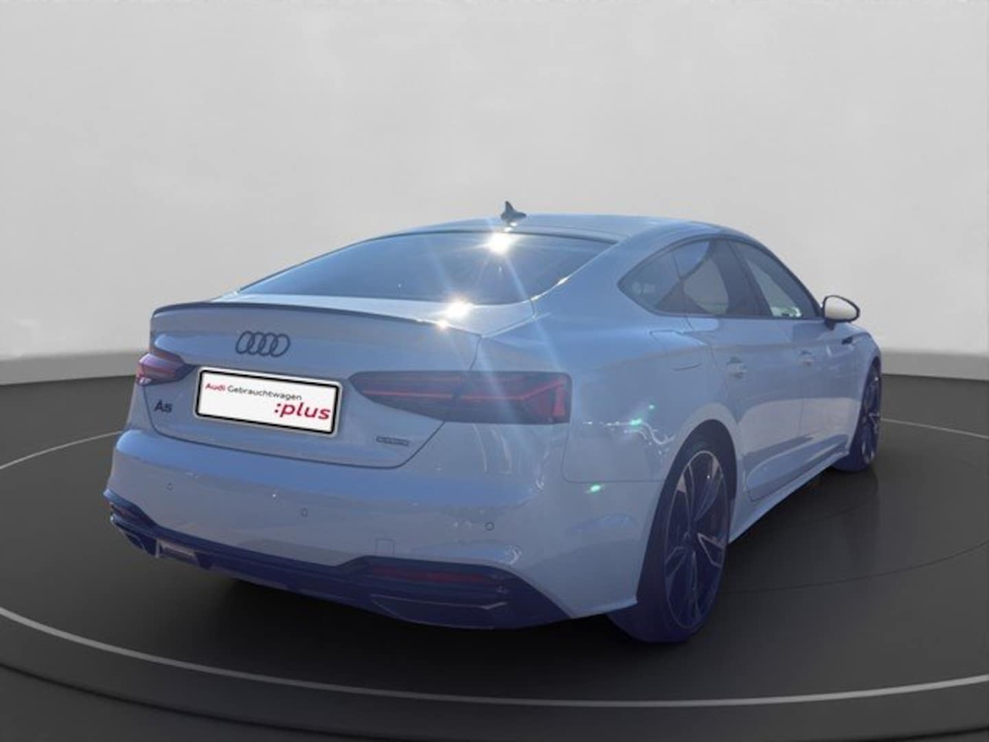 Bild über Audi A5 Sportback S line business 40 TFSI quattro S tronic - für weitere Informationen kontaktieren Sie den Audi Partner