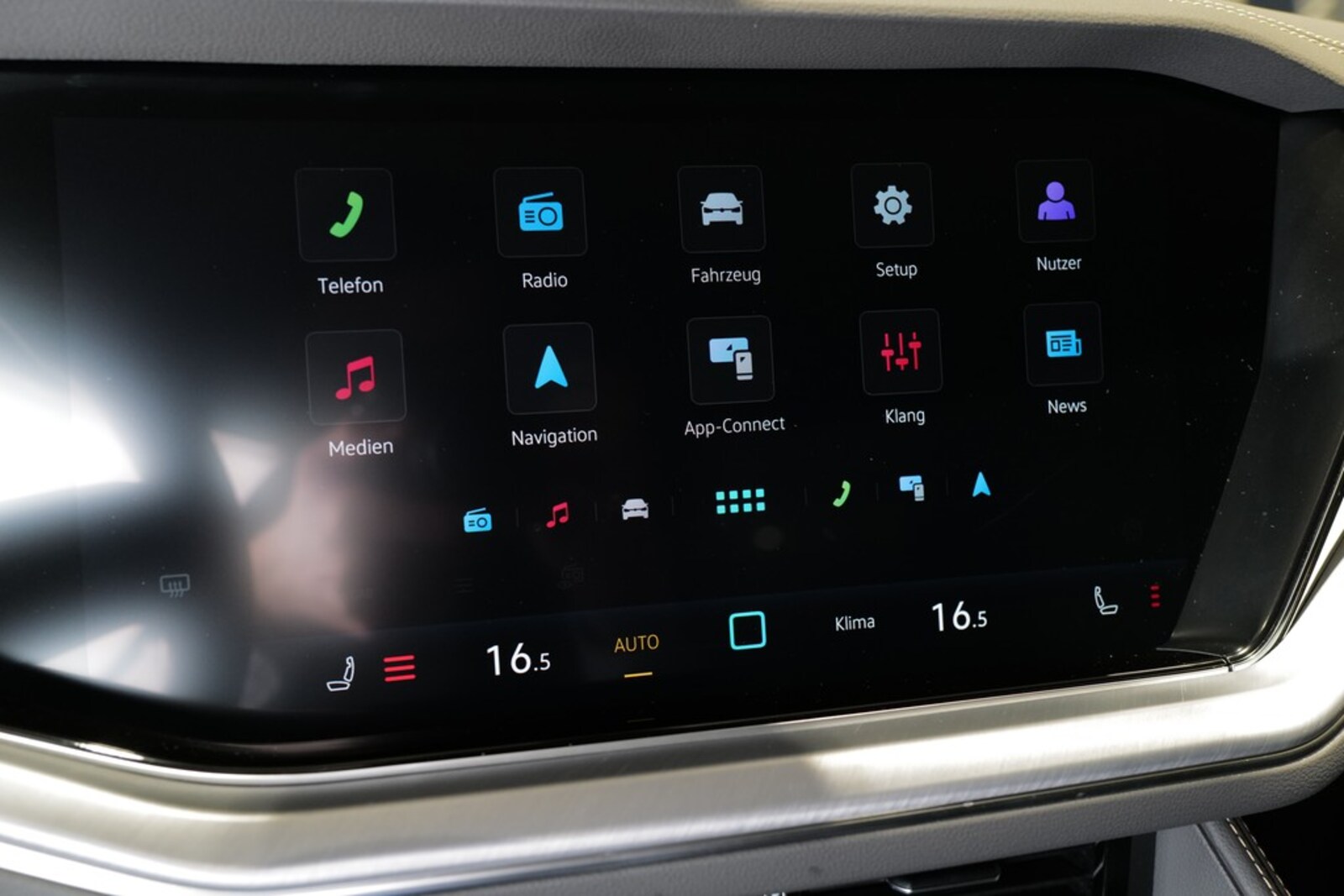 Volkswagen Touareg – Bild 13