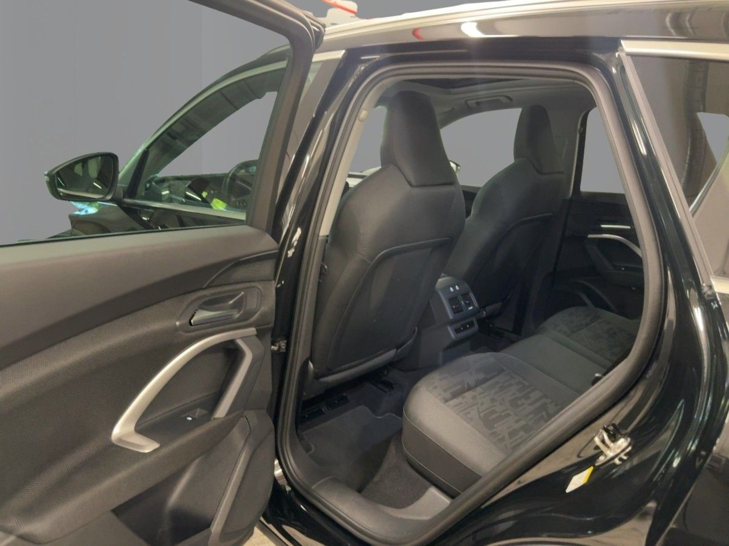 Bild über Audi Q5 SUV TFSI quattro 150 kW S tronic - für weitere Informationen kontaktieren Sie den Audi Partner