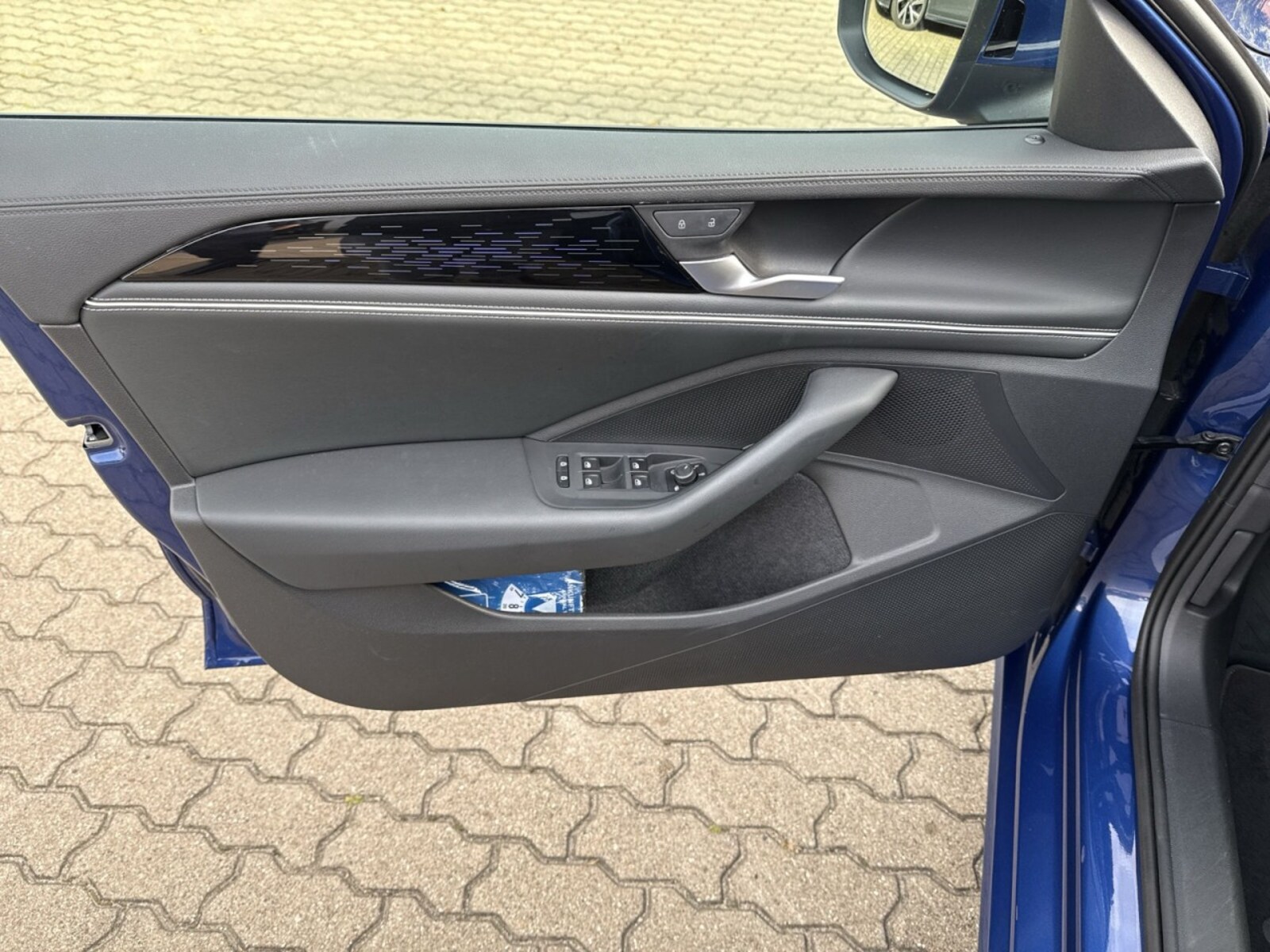 Volkswagen Passat – Bild 16