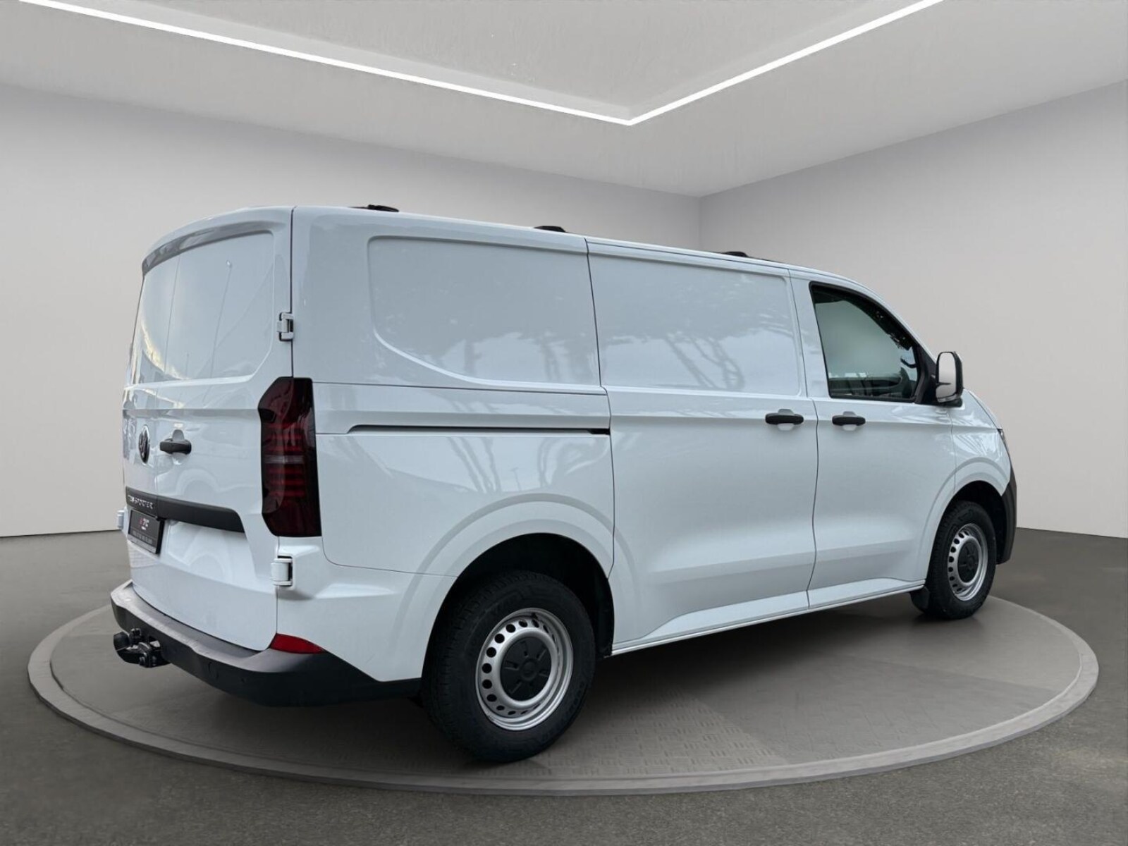 Volkswagen Transporter Kasten kurzer Radstand – Bild 4