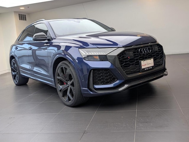 Photo of 2024 Audi RS Q8