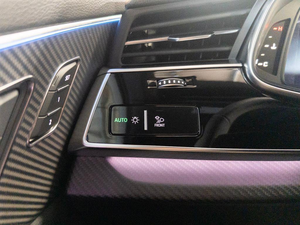 2026 Audi SQ7 Premium Plus - Photo 14