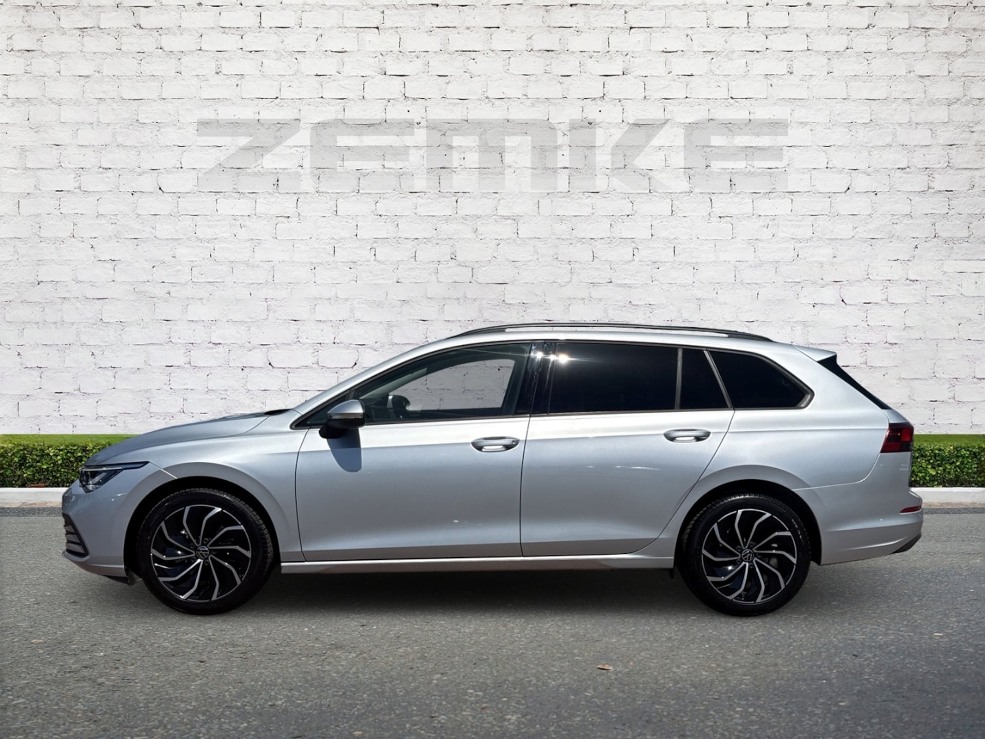 Volkswagen Golf Variant Life