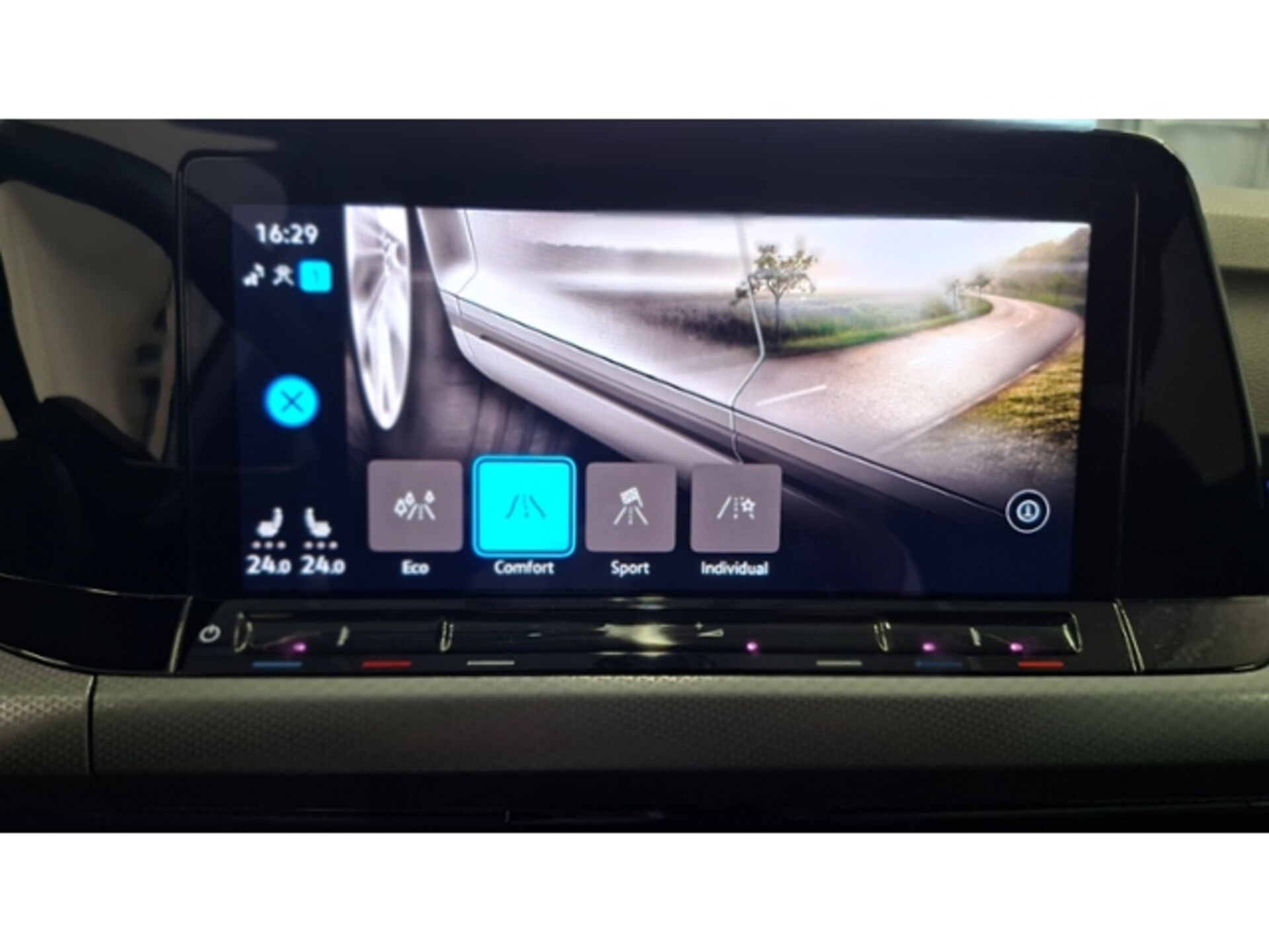 Volkswagen Golf Active