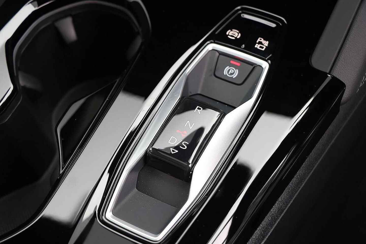 Image about Audi Q5 Sportback TDI quattro 150 kW sport