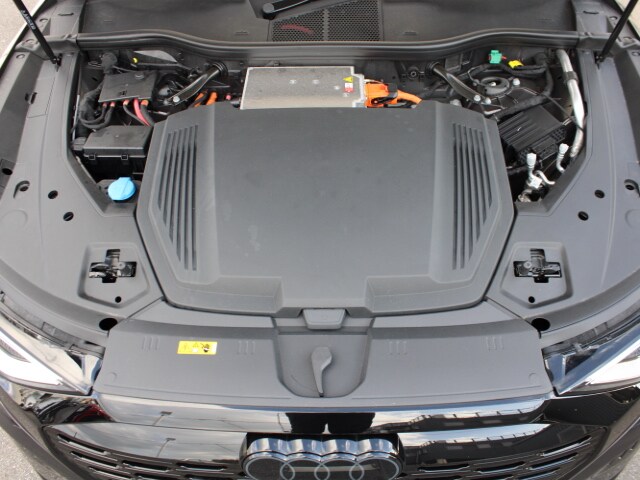 Image about Audi Q8 Sportback e-tron 55 e-tron S line